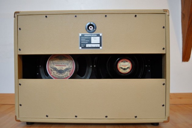 IT-11 audio Cab 212 back